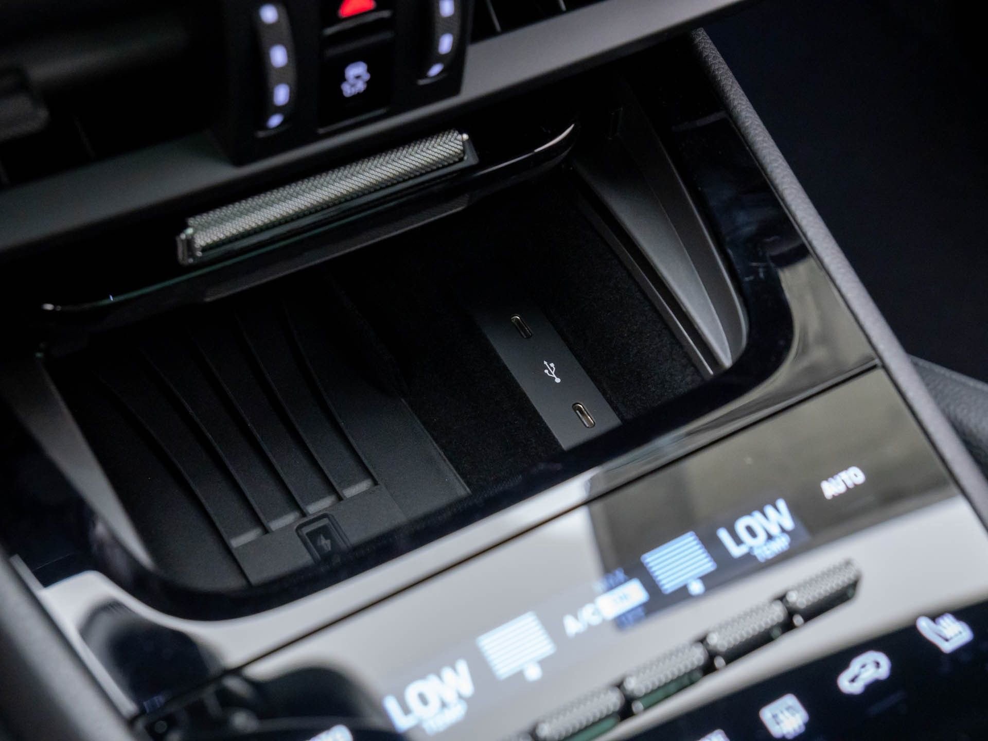 Certified 2025 Porsche Cayenne image 25