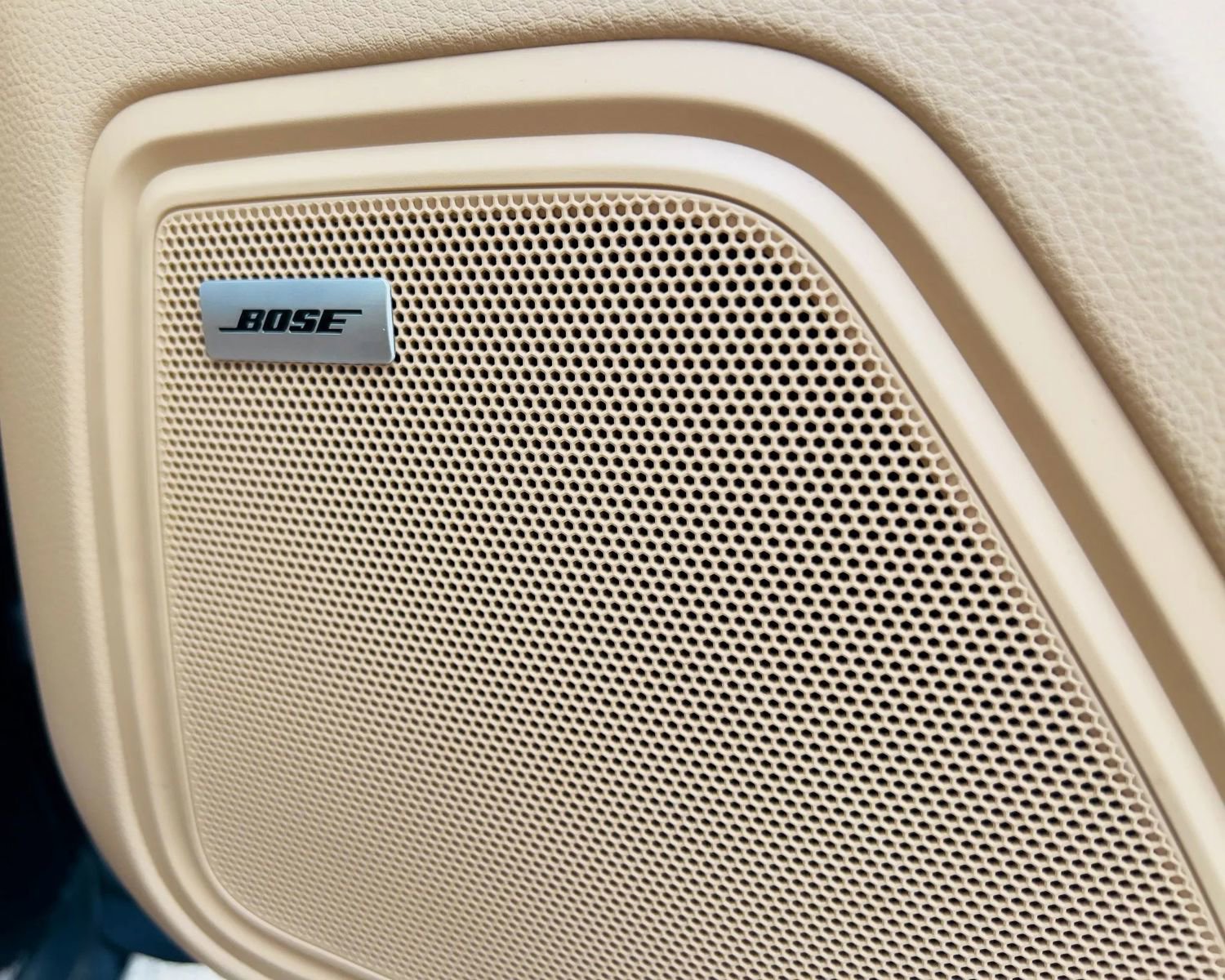 Used 2016 Porsche Macan S image 17