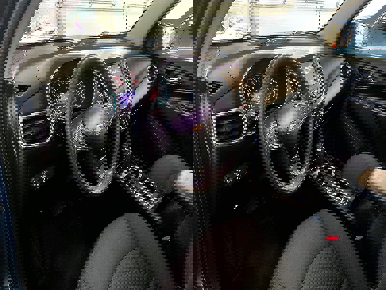 Used 2019 Chevrolet Equinox LT image 8