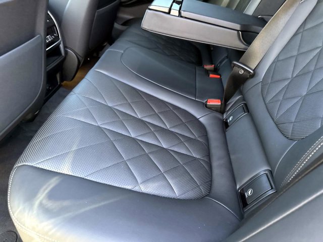 Used 2025 BMW X6 xDrive40i image 14