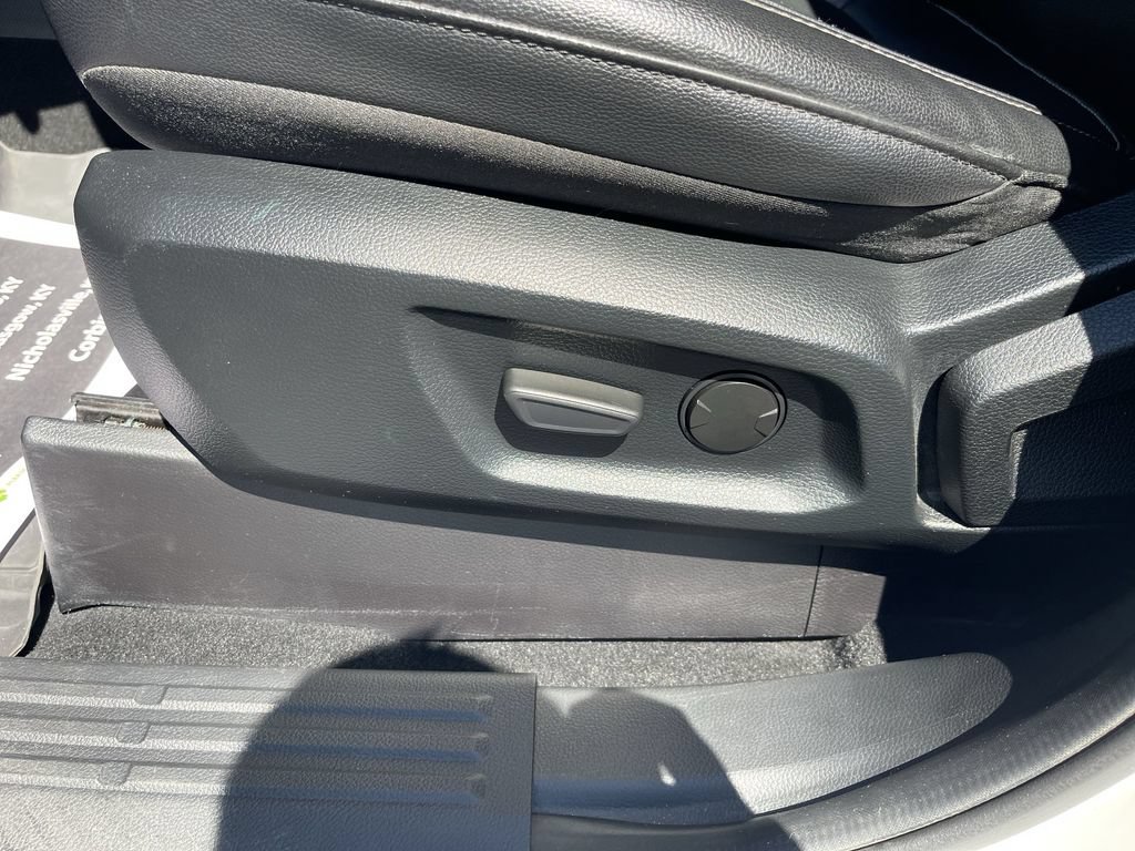 Used 2020 Ford Ranger Lariat w/ Equipment Group 501A Mid AWD/4WD image 12