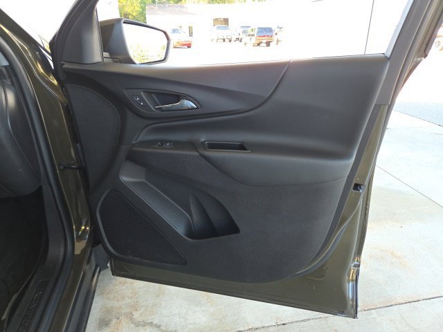 Used 2024 Chevrolet Equinox LT w/ LPO, Floor Liner Package AWD/4WD image 49