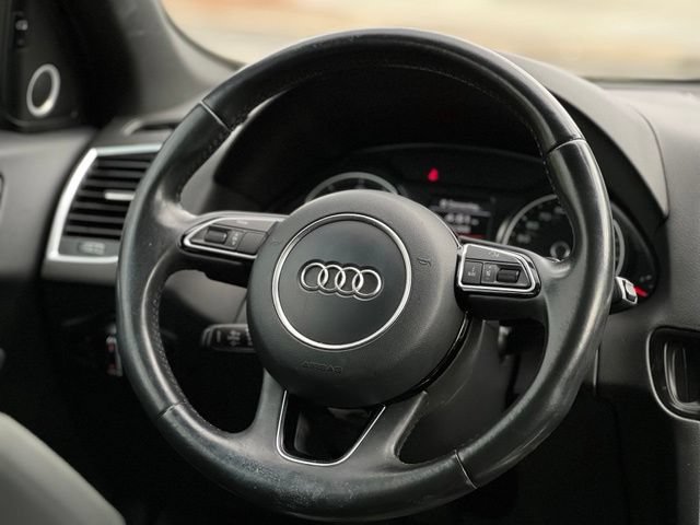 Used 2017 Audi Q5 2.0T Premium Plus w/ Technology Package AWD/4WD image 27