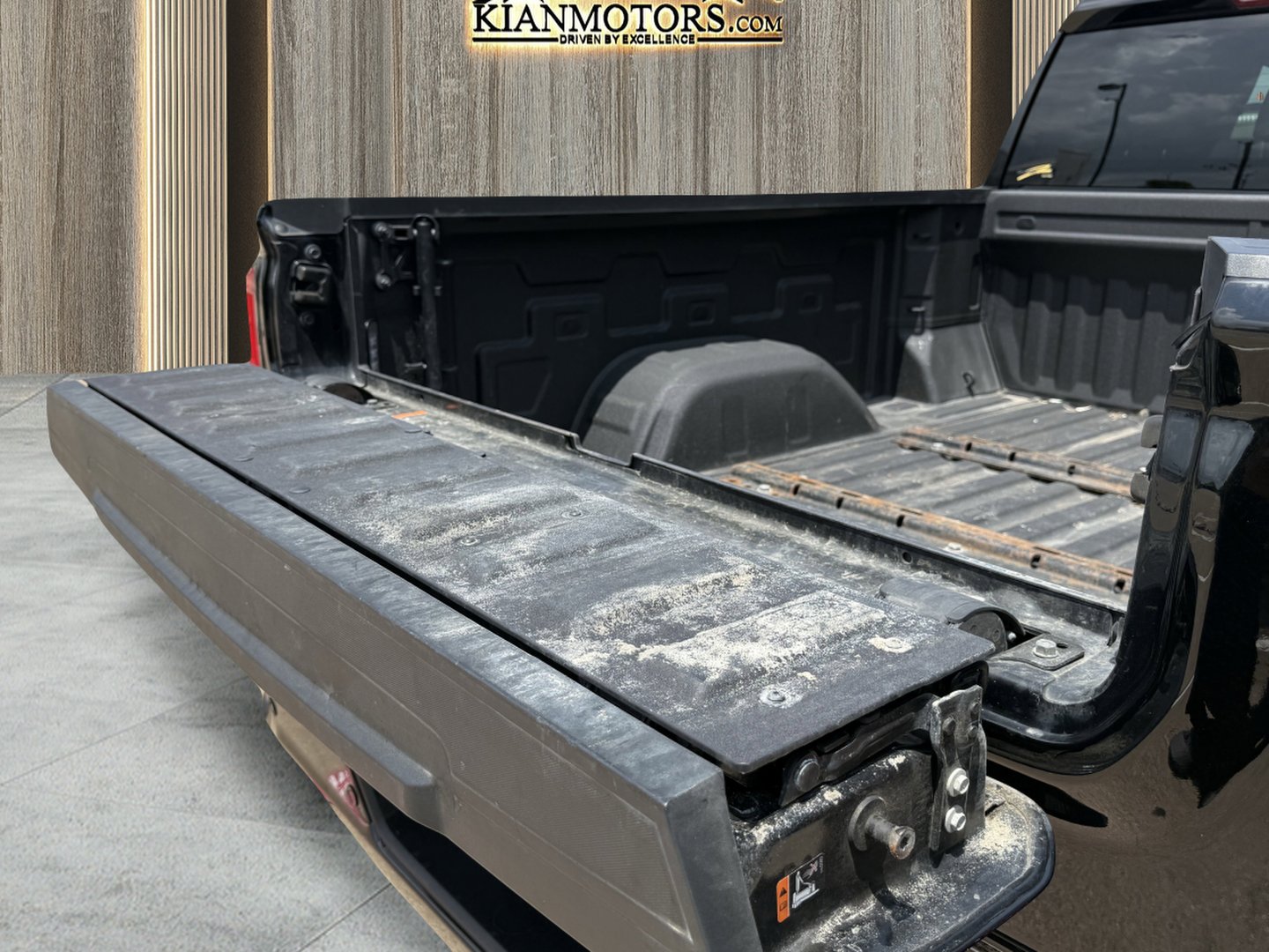 Used 2024 GMC Sierra 1500 AT4 image 20