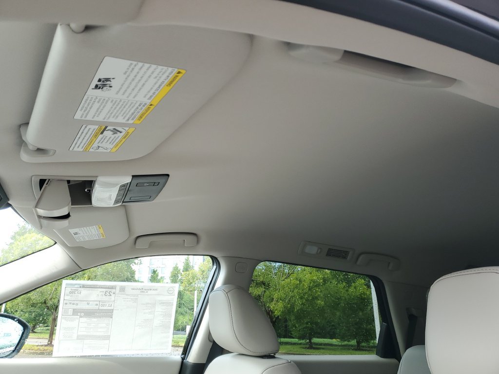 New 2026 Nissan Pathfinder SL FWD image 18
