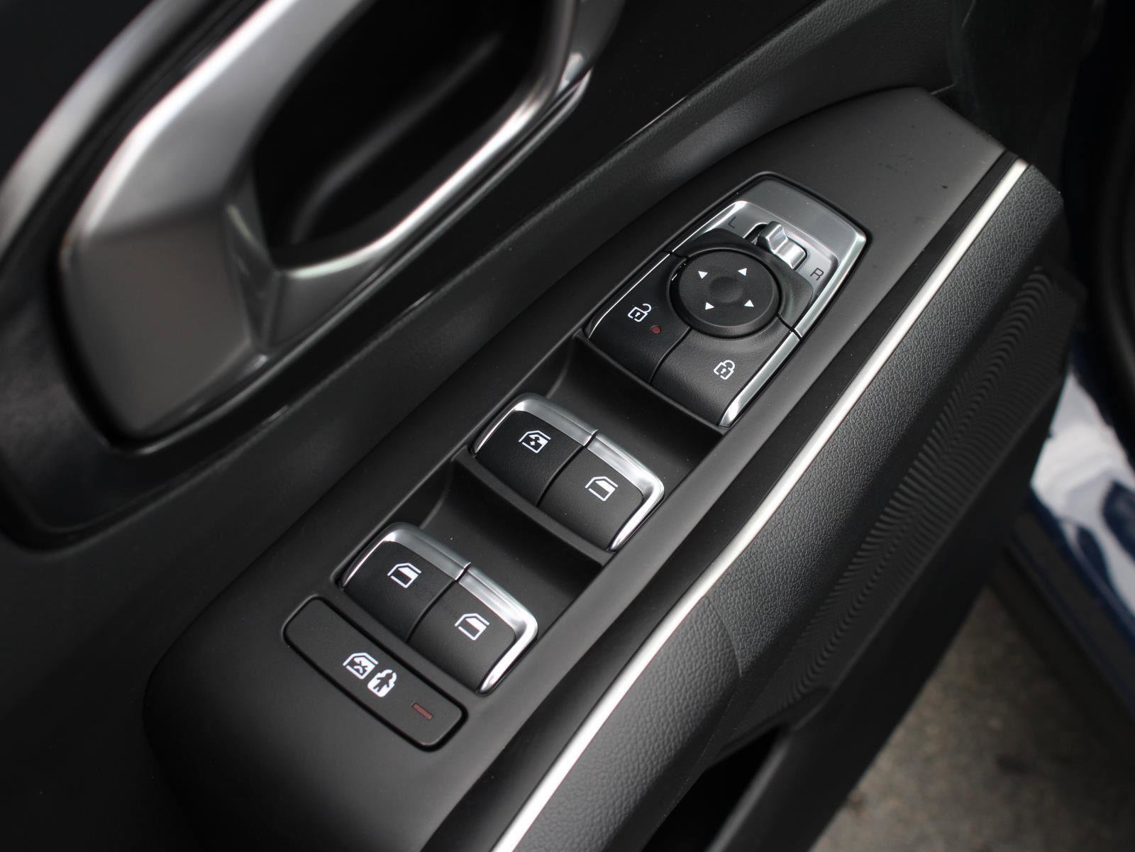 New 2026 Kia Sorento S w/ S Panoramic Sunroof Package image 13