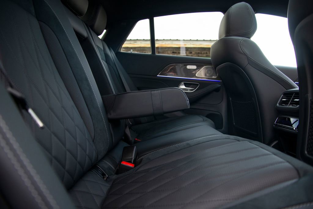 New 2026 Mercedes-Benz GLE 53 AMG 4MATIC Coupe image 14
