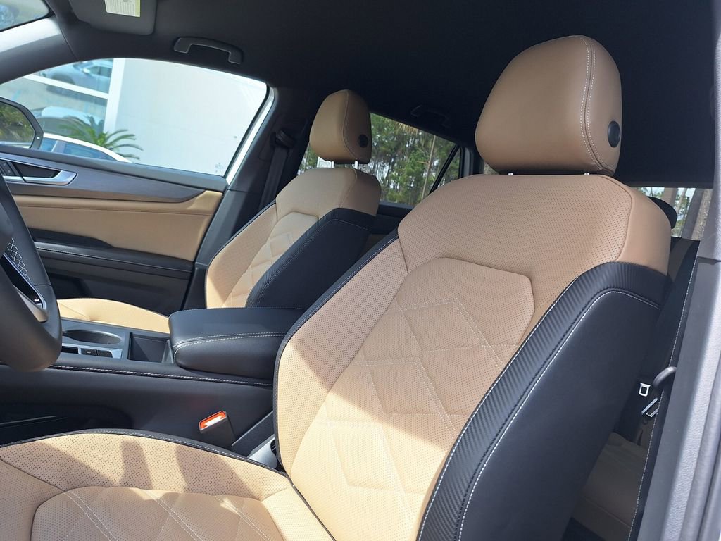 New 2026 Volkswagen Atlas Cross Sport SE image 11