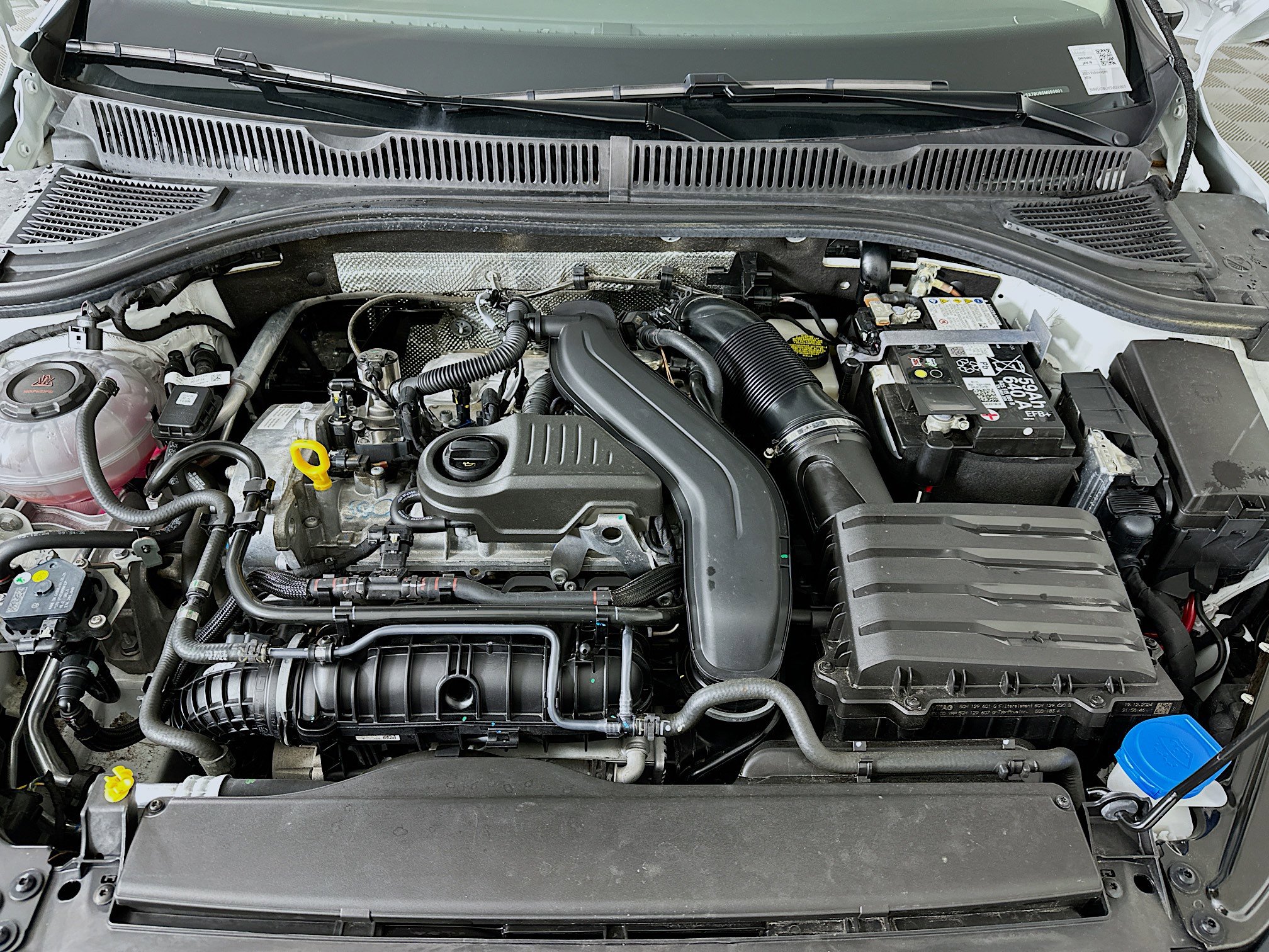 Used 2025 Volkswagen Jetta S image 31