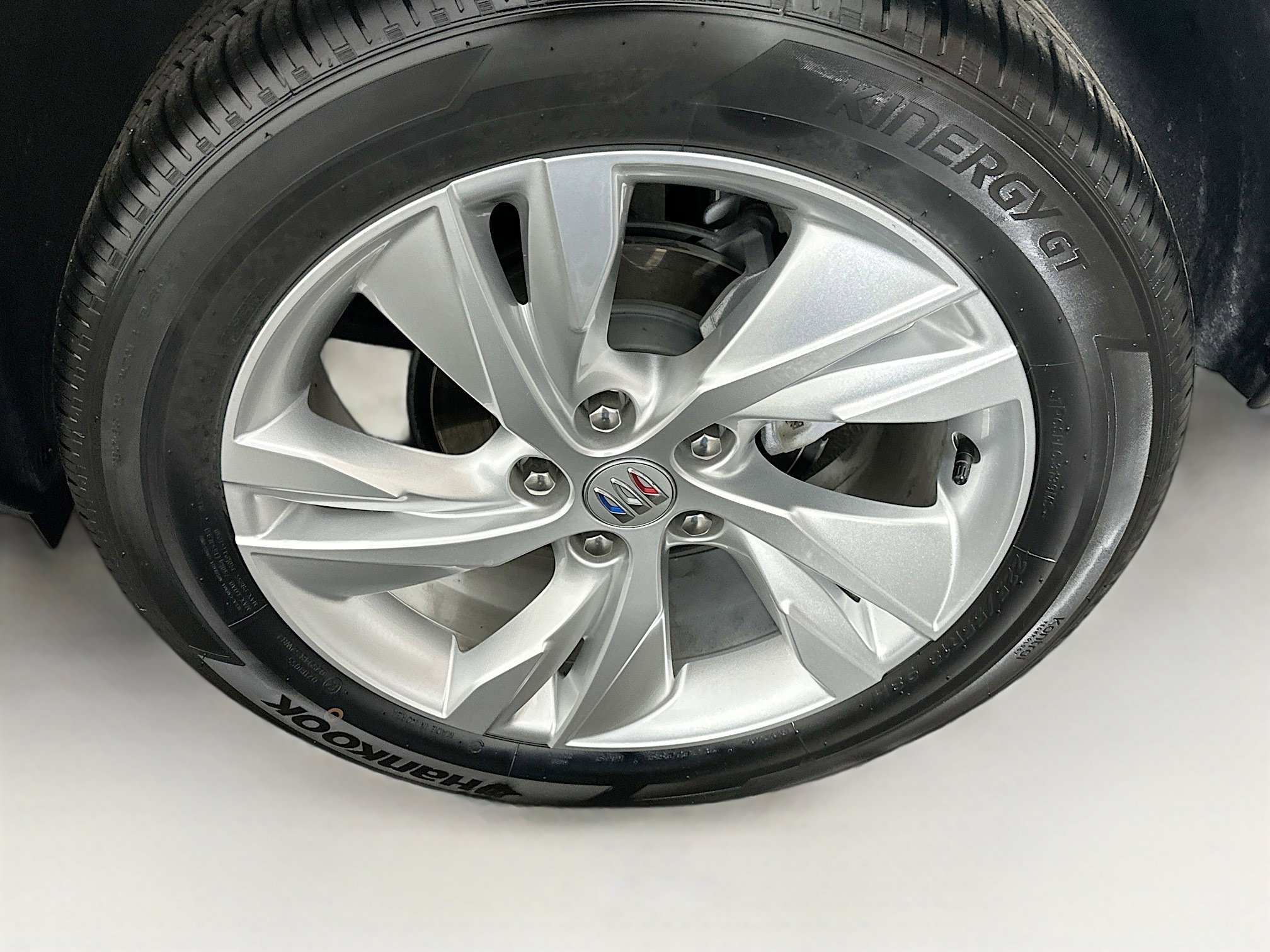 Used 2025 Buick Encore GX Preferred image 11