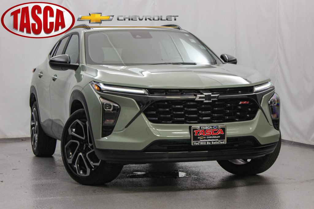 Used 2024 Chevrolet Trax RS w/ Driver Confidence Package FWD image 1