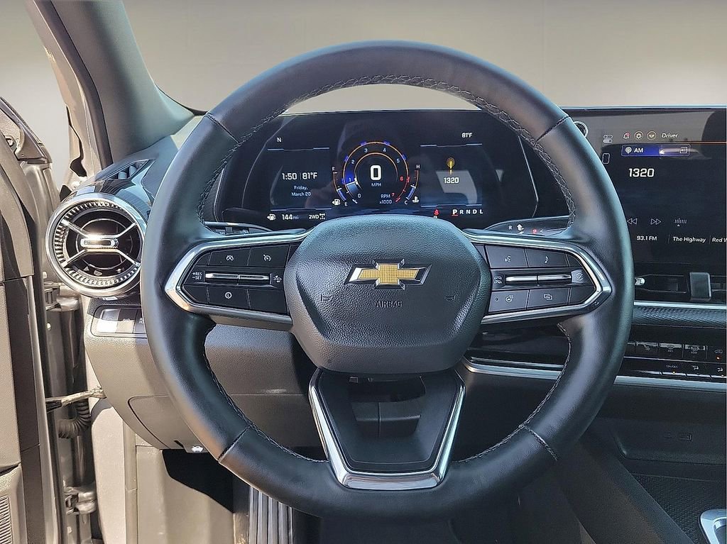 Used 2025 Chevrolet Equinox LT image 19