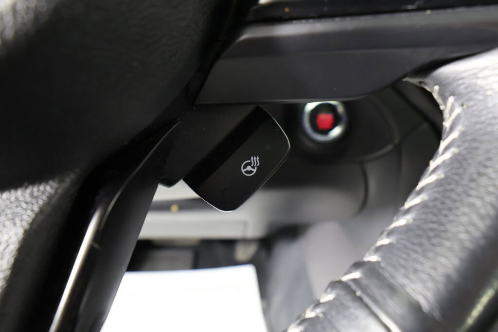 Used 2022 Subaru Ascent Onyx Edition image 32