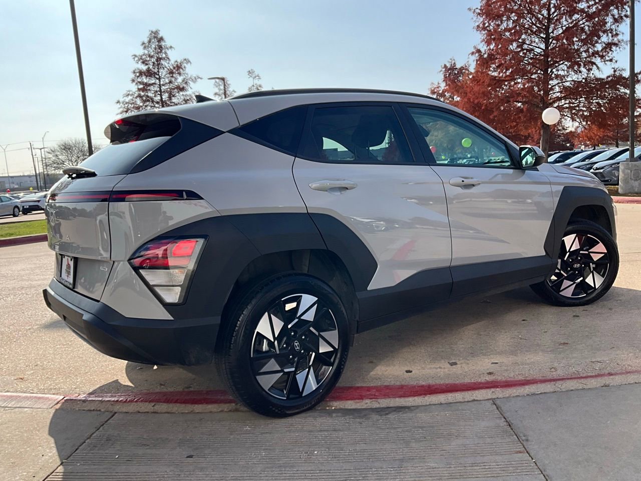 Used 2025 Hyundai Kona SEL image 6