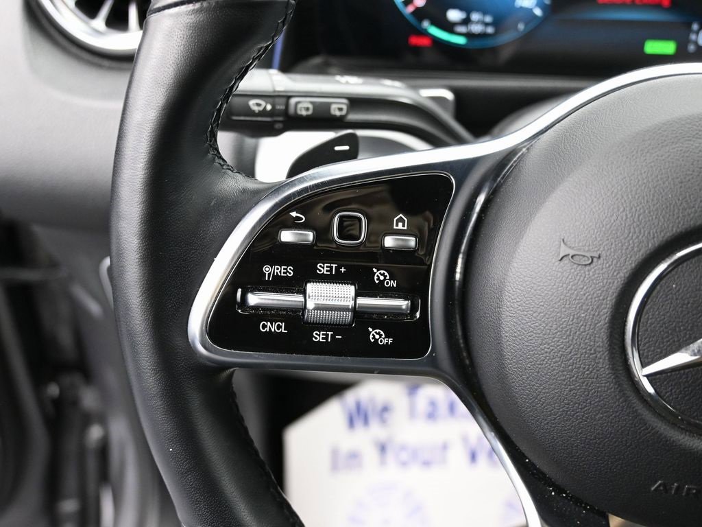 Used 2023 Mercedes-Benz EQB 250+ w/ Exclusive Package image 20