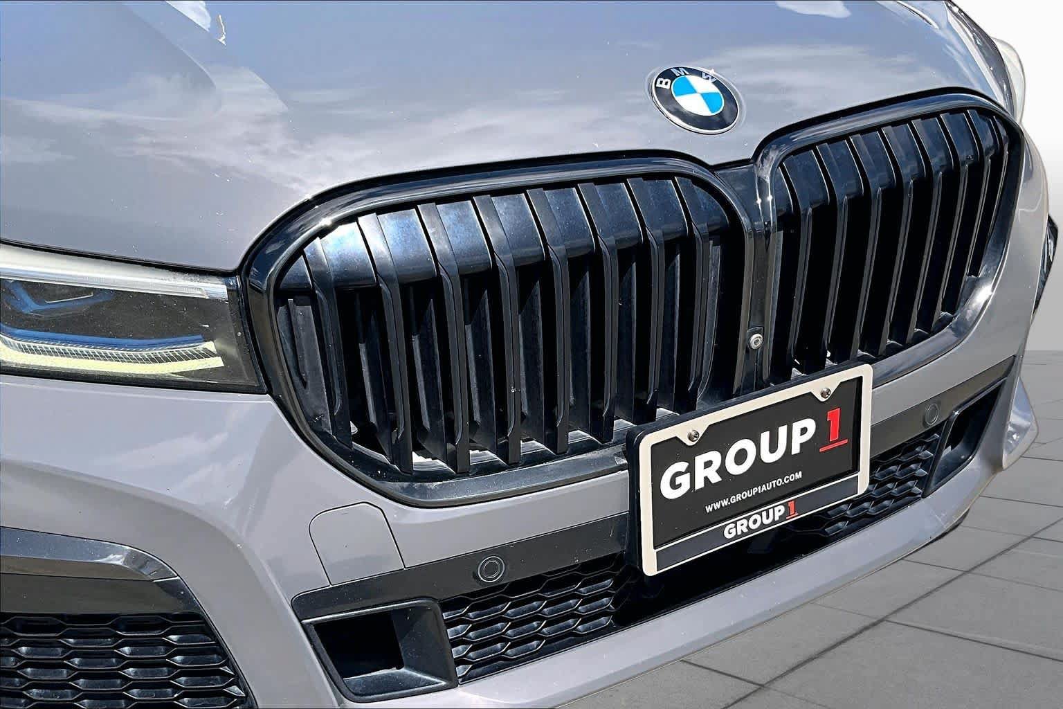 Used 2020 BMW 750i xDrive w/ Executive Package AWD/4WD image 28