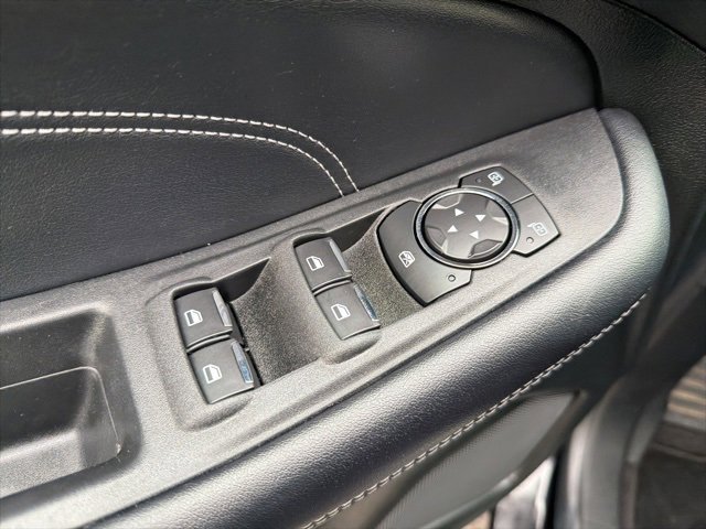 Used 2022 Ford Edge Titanium image 13