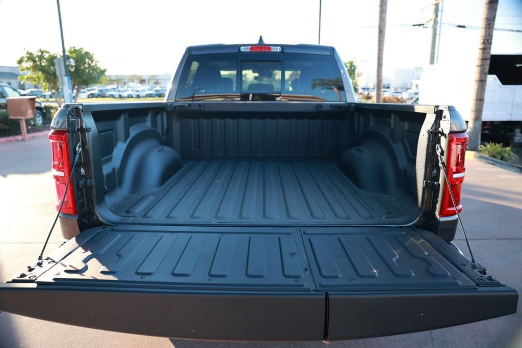 New 2026 RAM 1500 Limited w/ Trailer Tow Group AWD/4WD image 38