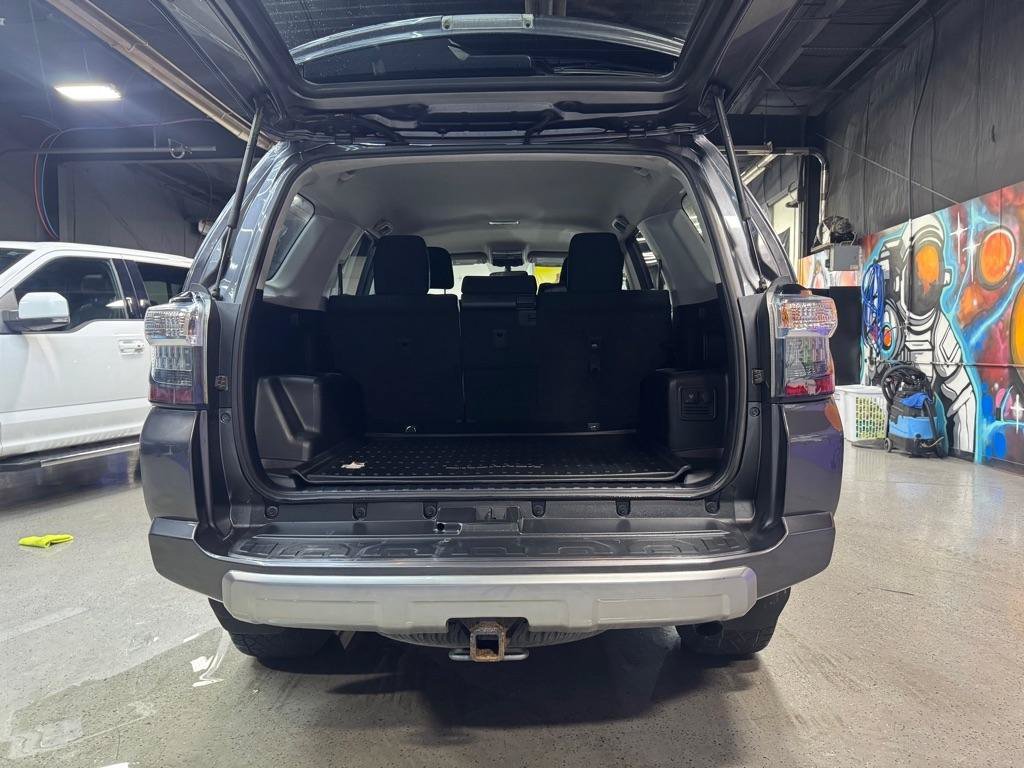 Used 2019 Toyota 4Runner TRD Off-Road AWD/4WD image 5
