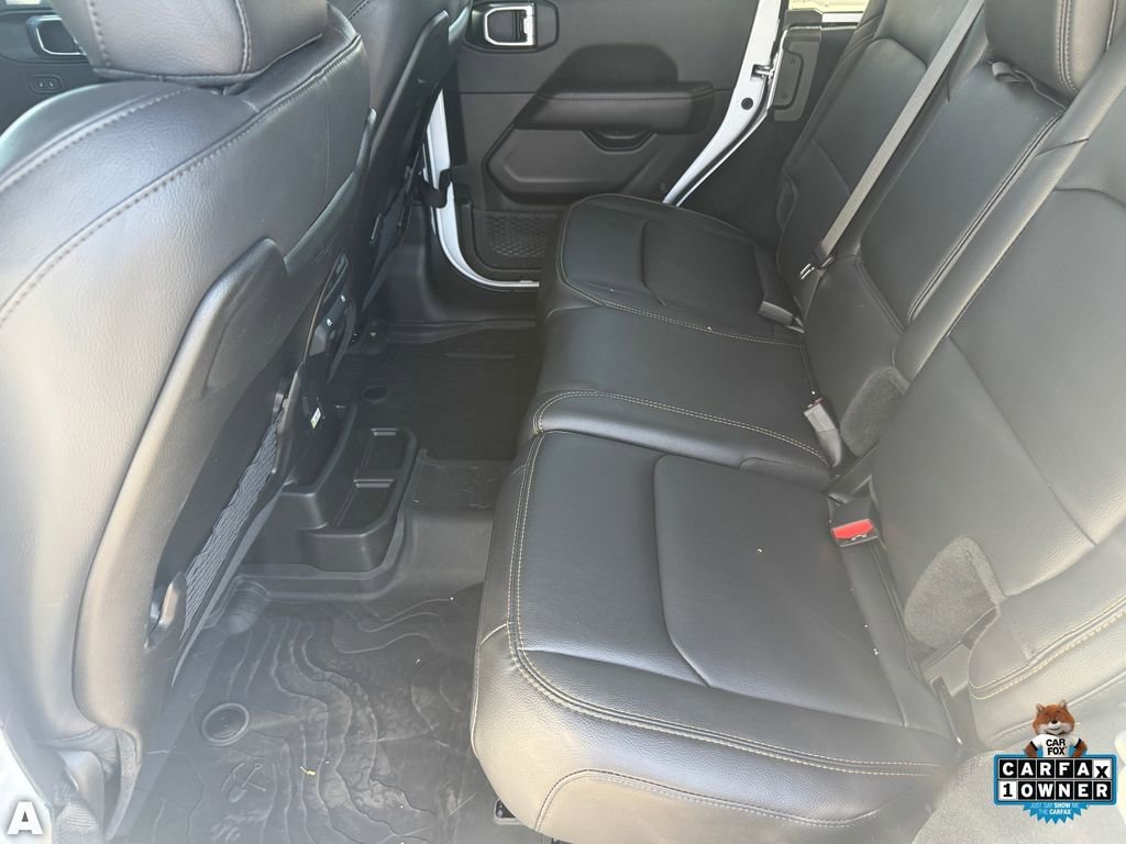 Certified 2025 Jeep Wrangler Unlimited Sahara AWD/4WD image 14