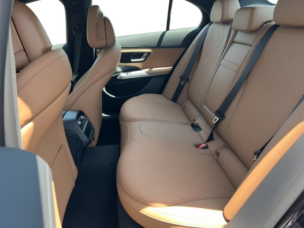 New 2026 Mercedes-Benz E 350 4MATIC Sedan image 7