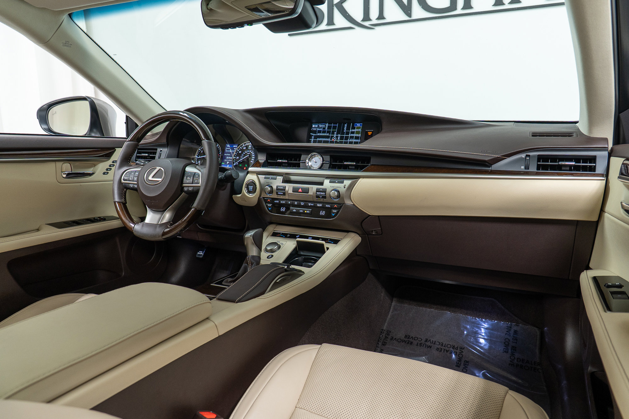 Used 2016 Lexus ES 350 w/ Luxury Package w/Wood Trim image 14