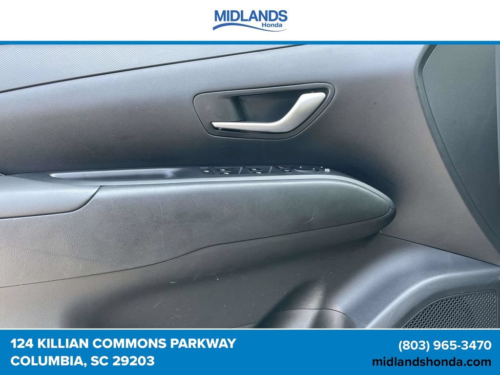 Used 2025 Hyundai Tucson SE FWD image 17