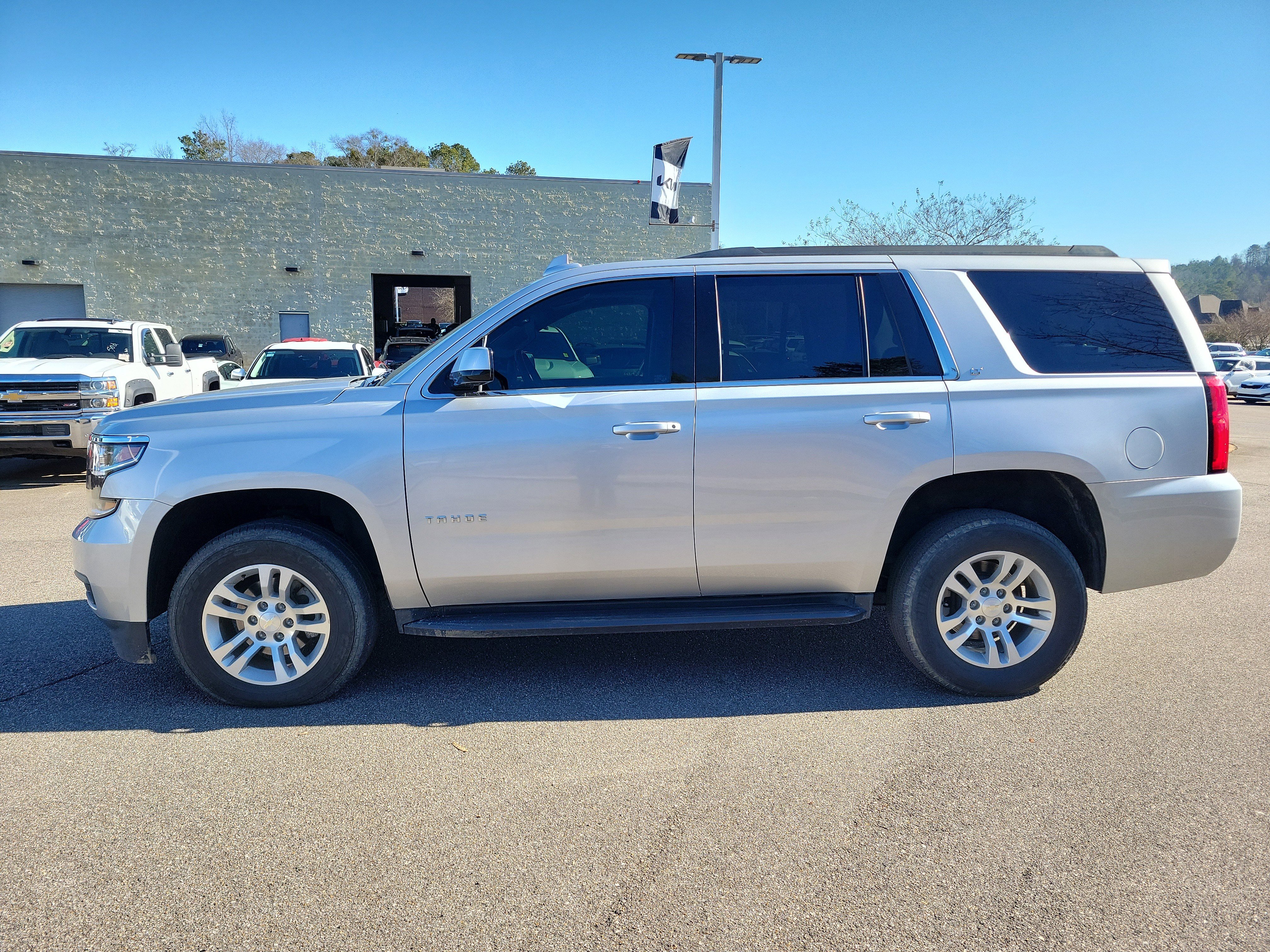 Used 2018 Chevrolet Tahoe LT AWD/4WD image 22