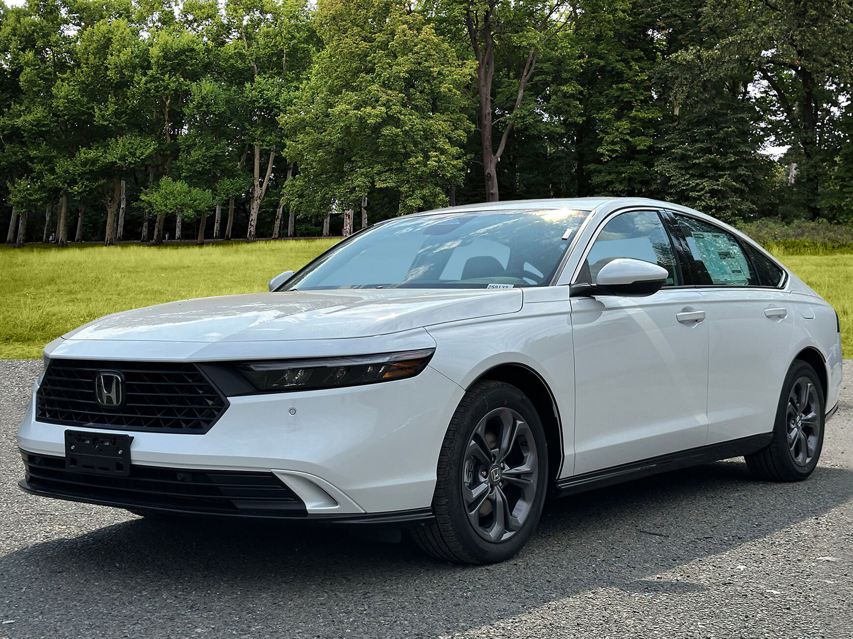 New 2025 Honda Accord EX-L image 3