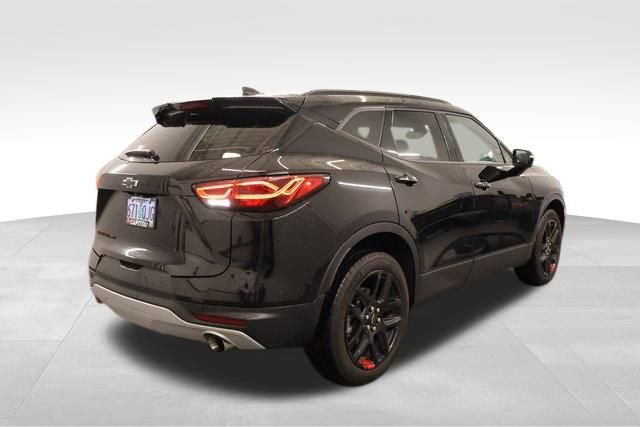 New 2025 Chevrolet Blazer LT w/ Redline Edition AWD/4WD image 2