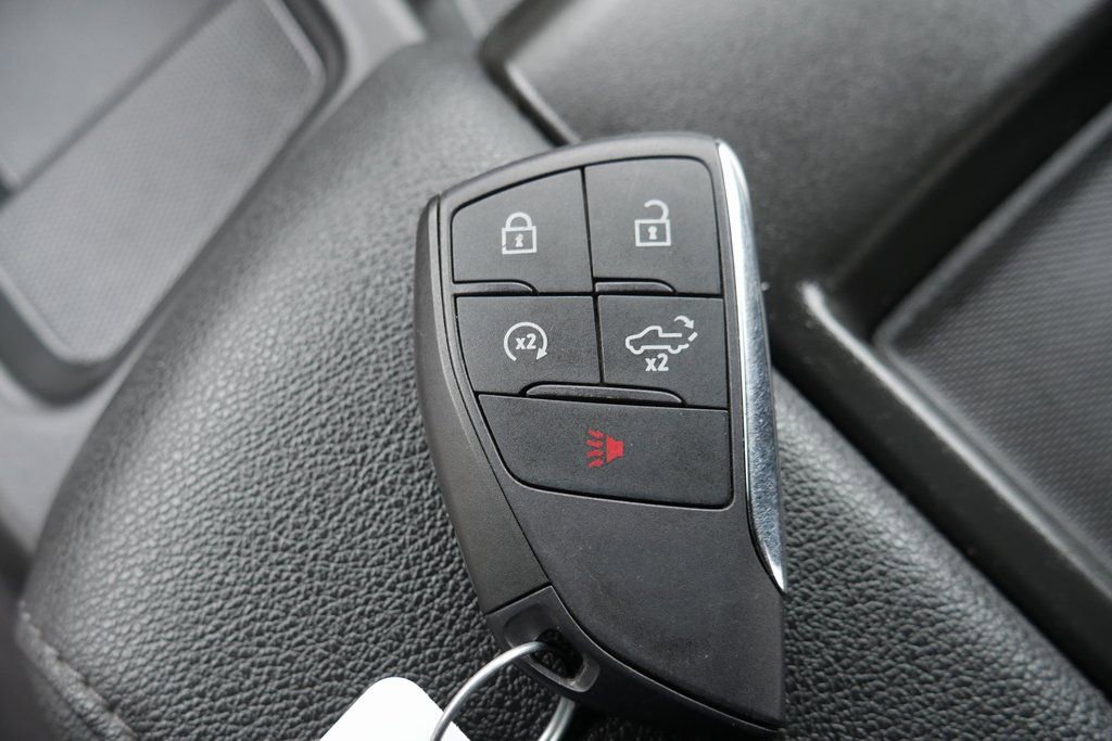 Used 2025 Chevrolet Silverado 2500 LT w/ Convenience Package image 19