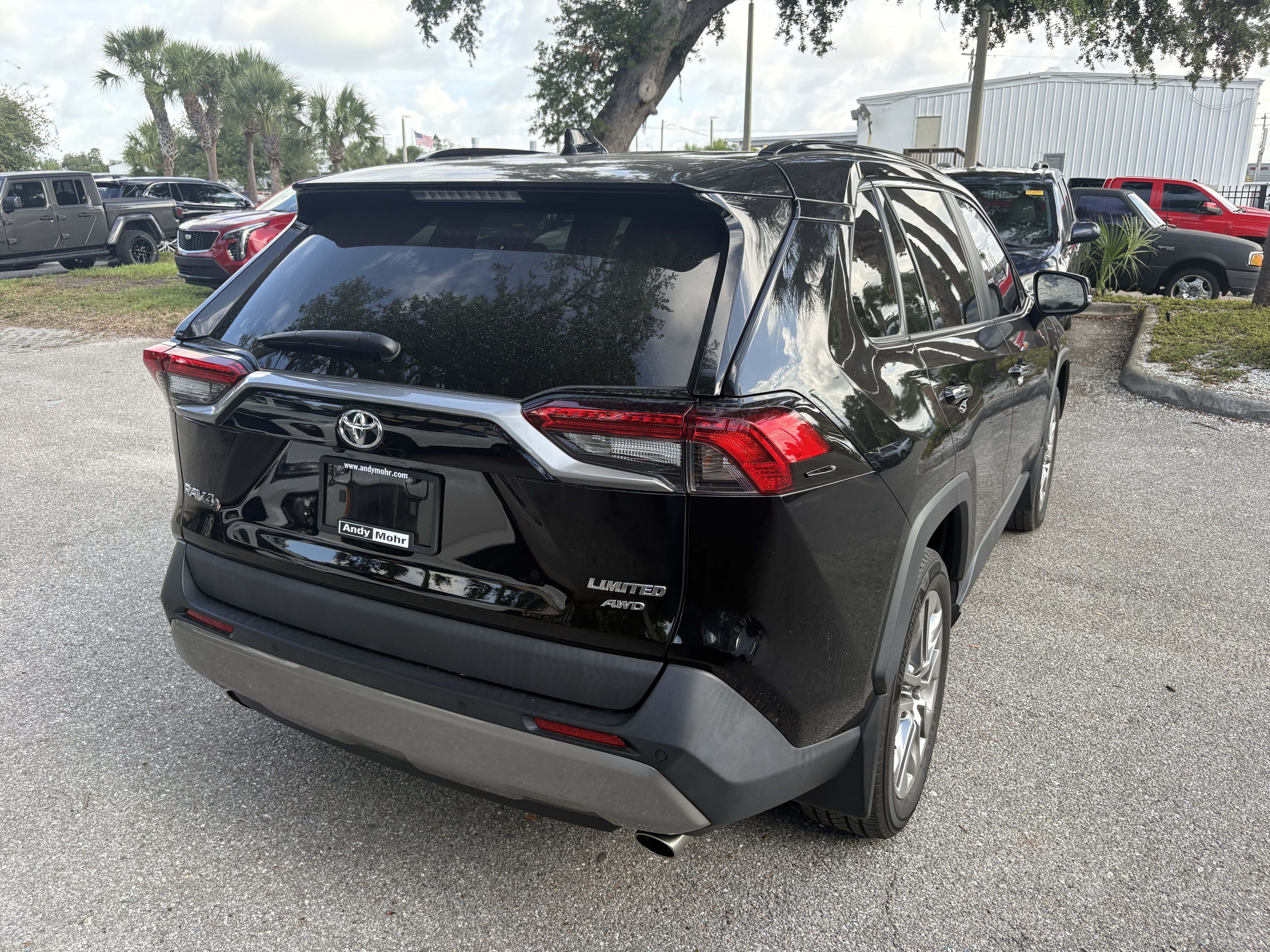 Used 2022 Toyota RAV4 Limited w/ Limited Grade Weather Package AWD/4WD image 7