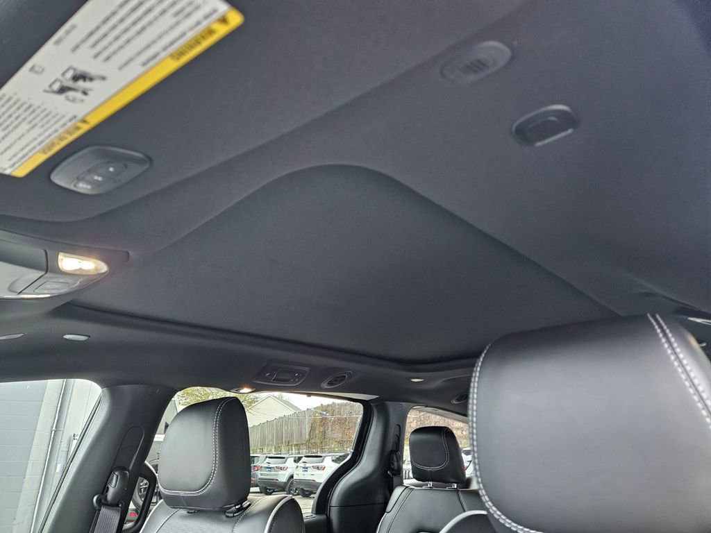 New 2026 Chrysler Pacifica Limited w/ S Appearance Package image 19