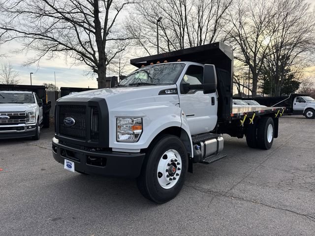 New 2026 Ford F750 2WD Regular Cab Super Duty image 1