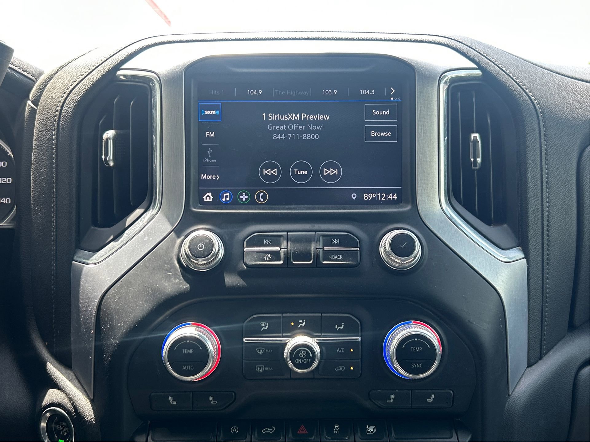 Used 2021 GMC Sierra 1500 Elevation w/ LPO, Elevation Black Package image 18