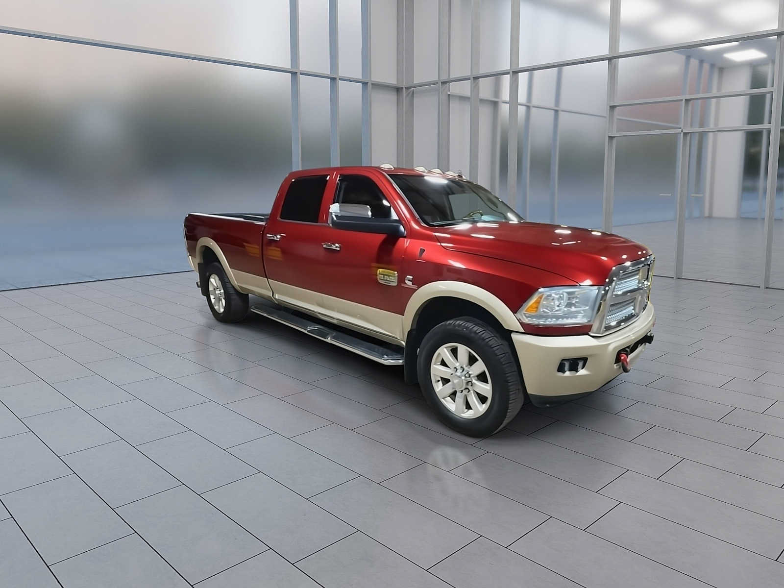 Used 2014 RAM 3500 Laramie Longhorn AWD/4WD image 2