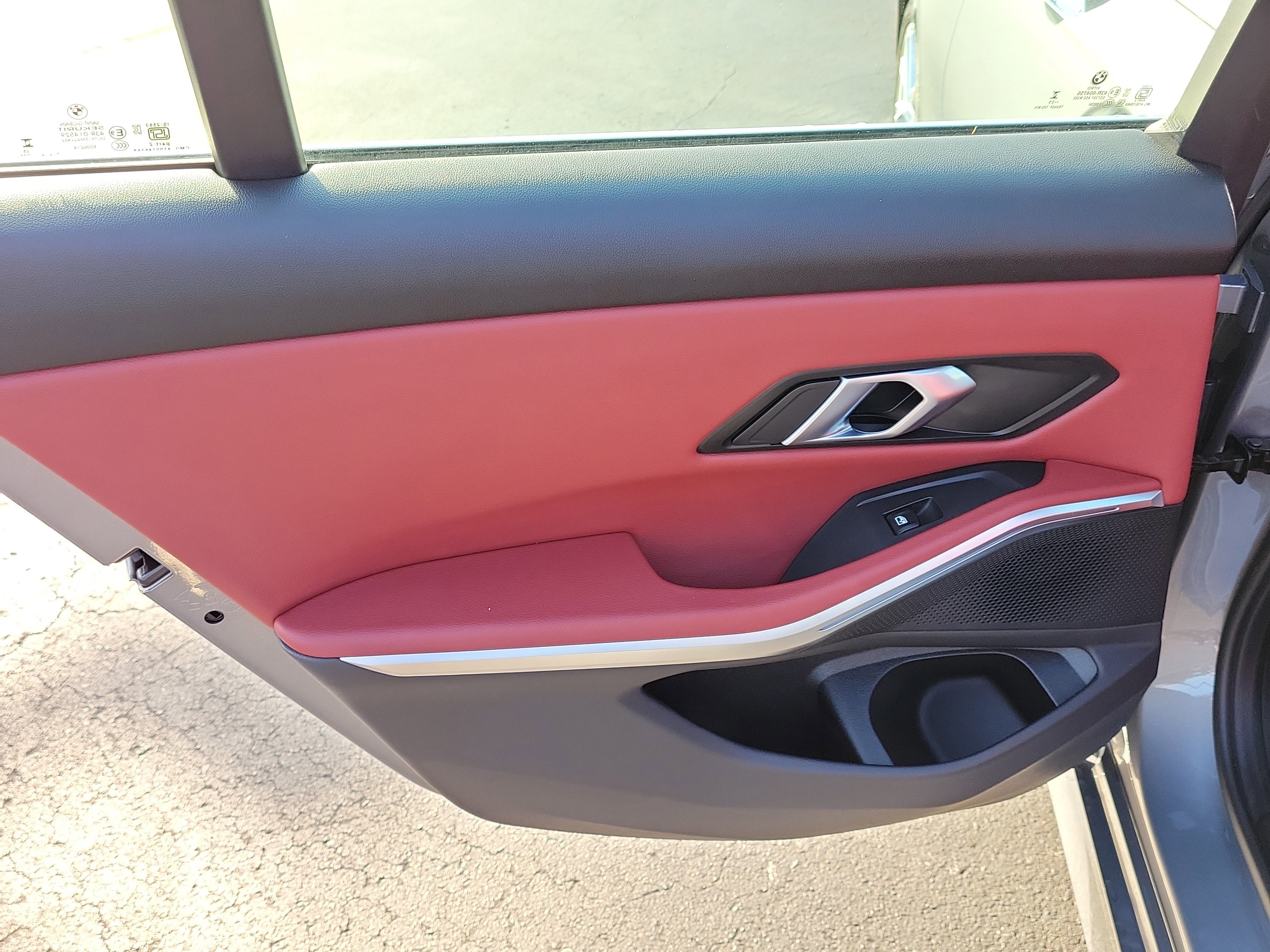 Used 2026 BMW 330i Sedan image 9