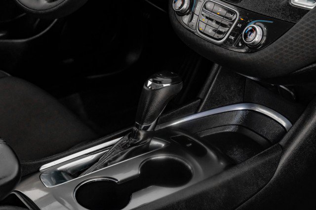 Used 2019 Chevrolet Malibu LT FWD image 23