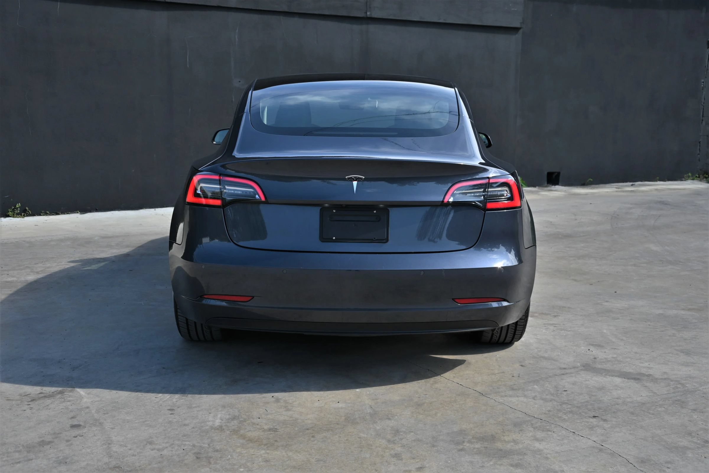 Used 2022 Tesla Model 3 RWD image 5