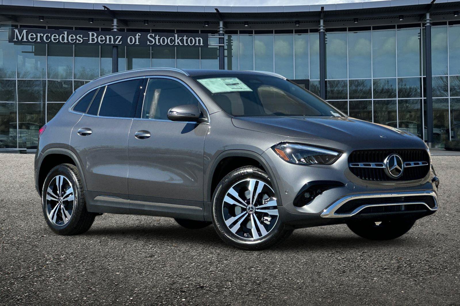 New 2026 Mercedes-Benz GLA 250 4MATIC image 2