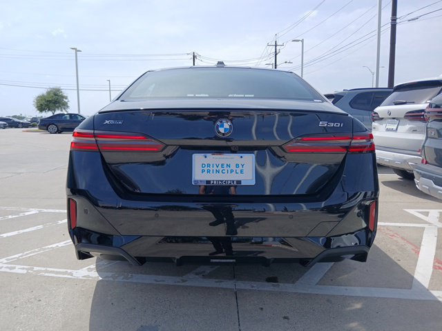 New 2027 BMW 530i xDrive w/ Executive Package AWD/4WD image 8