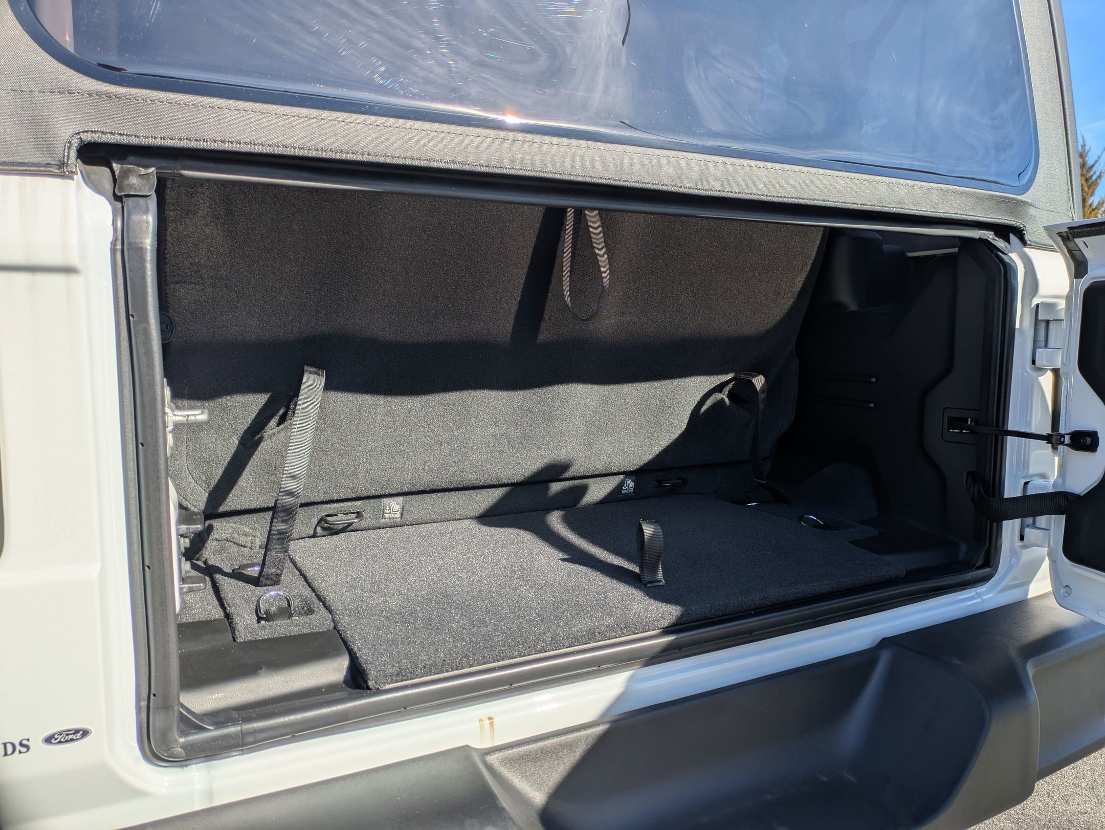 Used 2025 Jeep Wrangler Sport image 29