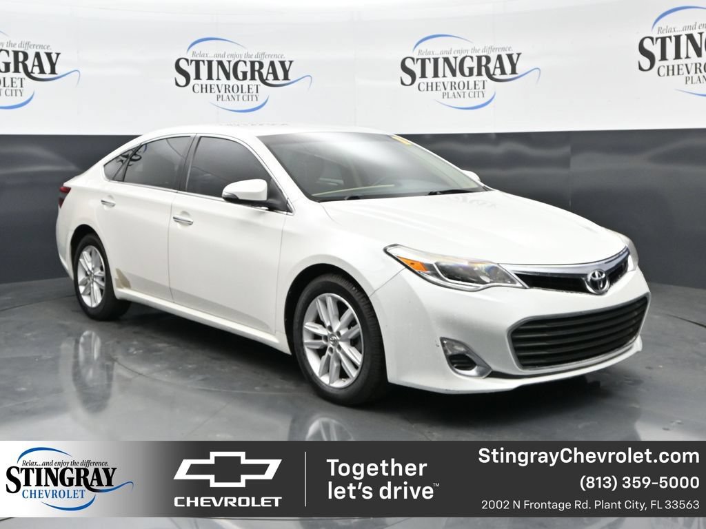 Used 2014 Toyota Avalon XLE FWD image 1