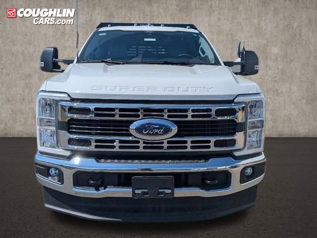 New 2025 Ford F350 XL w/ XL Chrome Package video 2