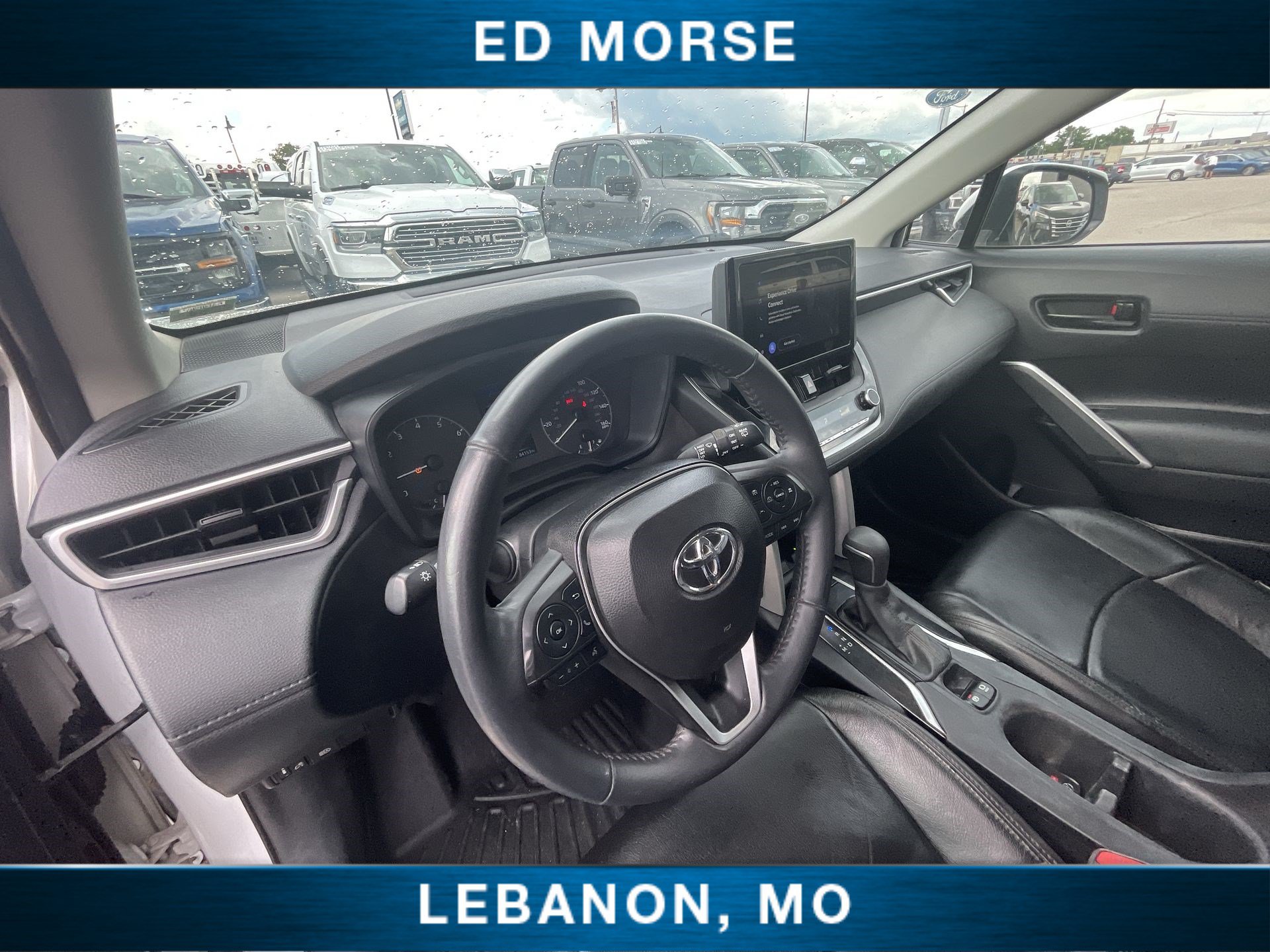 Used 2024 Toyota Corolla Cross LE w/ Moonroof Package FWD image 10
