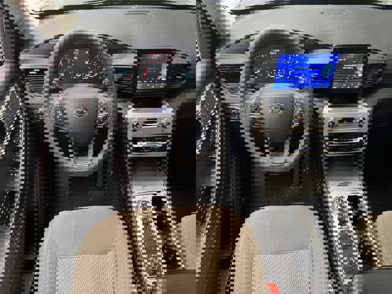 Used 2022 Ford Explorer 4WD image 13