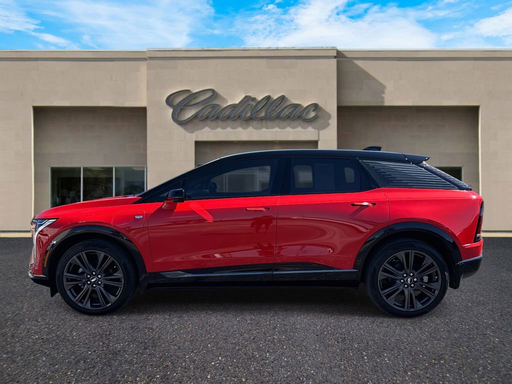 Certified 2025 Cadillac Optiq Sport 2 image 6