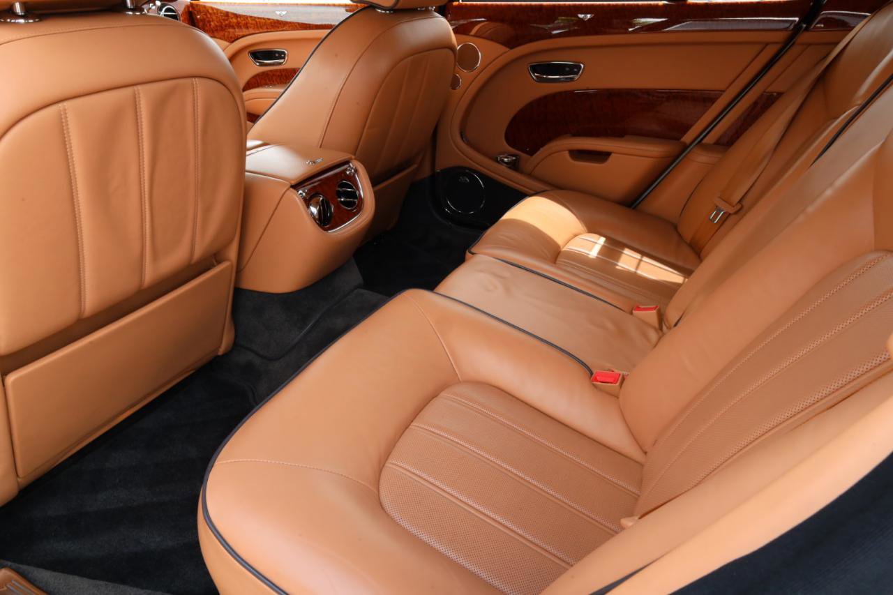Used 2011 Bentley Mulsanne RWD image 7