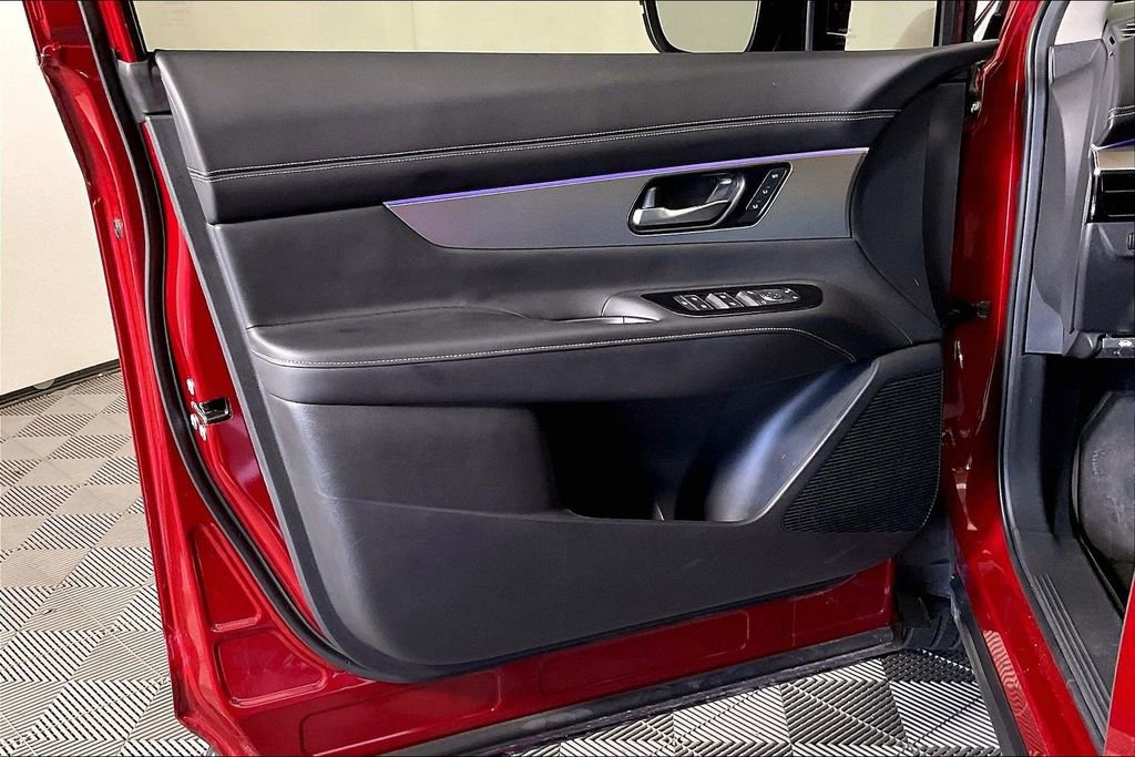 Certified 2025 Nissan Murano SL image 25