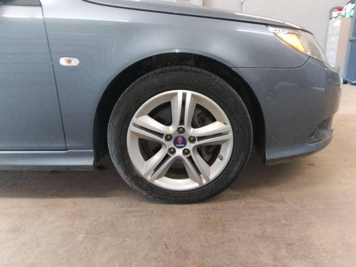 Used 2010 Saab 9-3 2.0T w/ Comfort Package AWD/4WD image 14